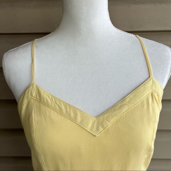 •Forever 21• Sundress with Cutout Back - Size Medium - Picture 3 of 10